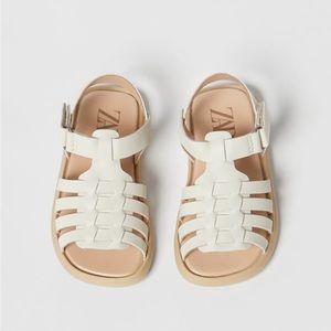 Zara girls sandals - Size 6.5